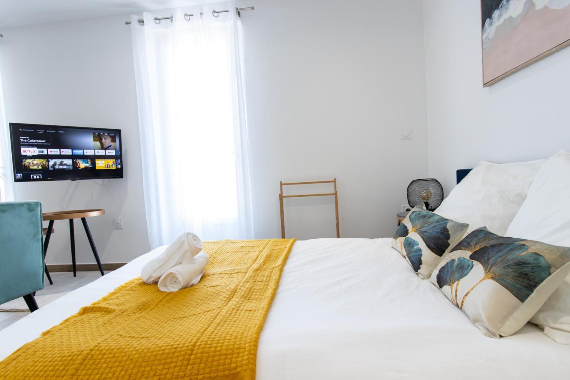 Elegant Studio Climatise 'Alma 2' - Coeur De Beziers - Wifi Fibre - Netflix Bagian luar foto